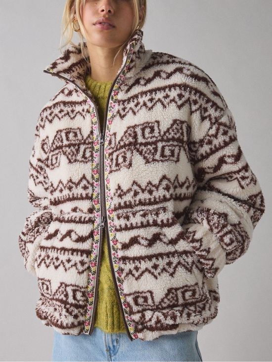 Urban Outfitters Jackets & Blazers - 💐 {PRICE FIRM} UO BDG Mae Fleece Zip-Up Jacket